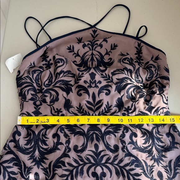 New with tag on BCBGMaxAzria Lilac Mauve Patterned Dress. - Picture 10 of 16
